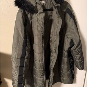 Avenue Olive Puffer Jacket with Faux Fur Trim
